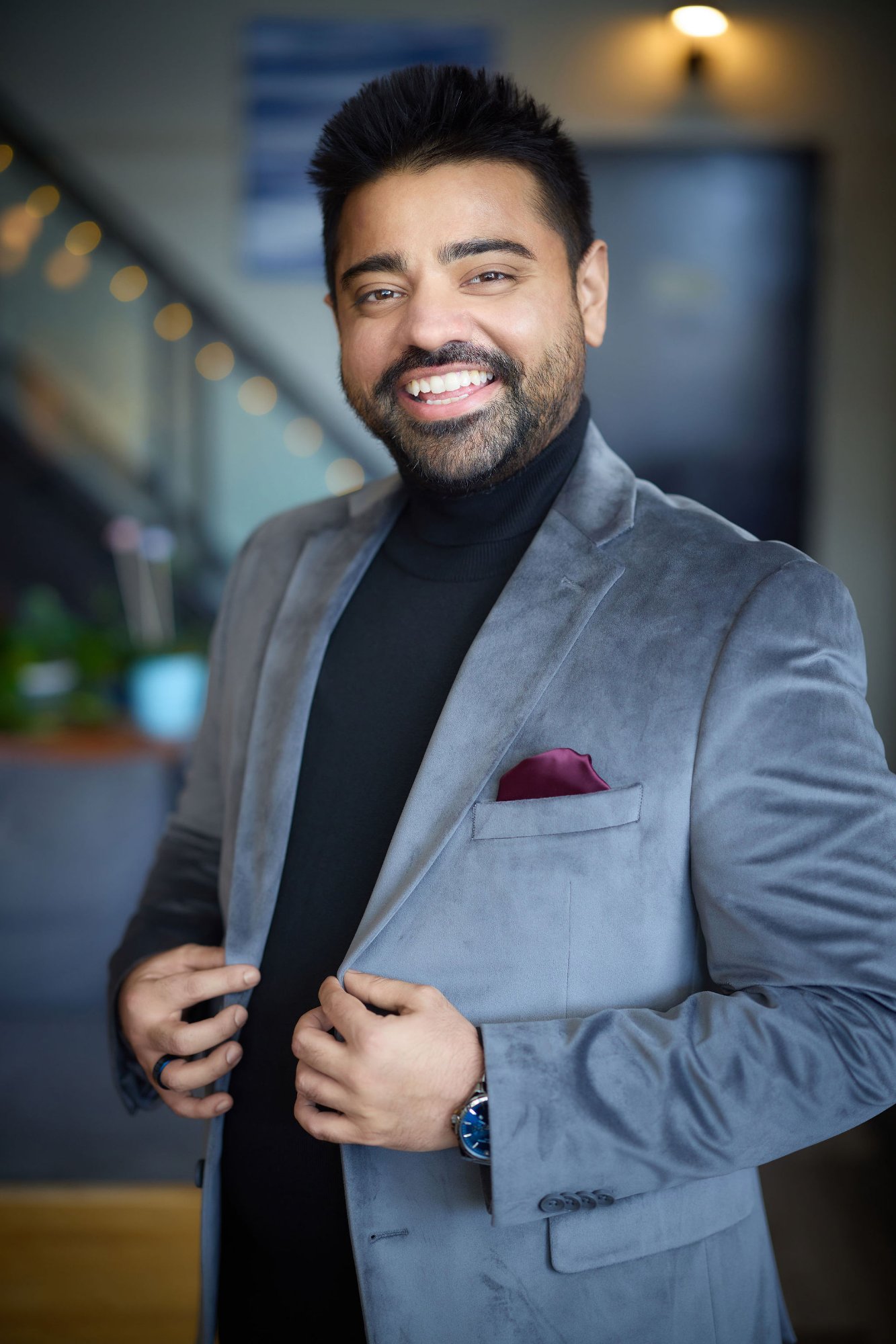 Dan Shaikh - Award-winning publicist and brand visibility expert